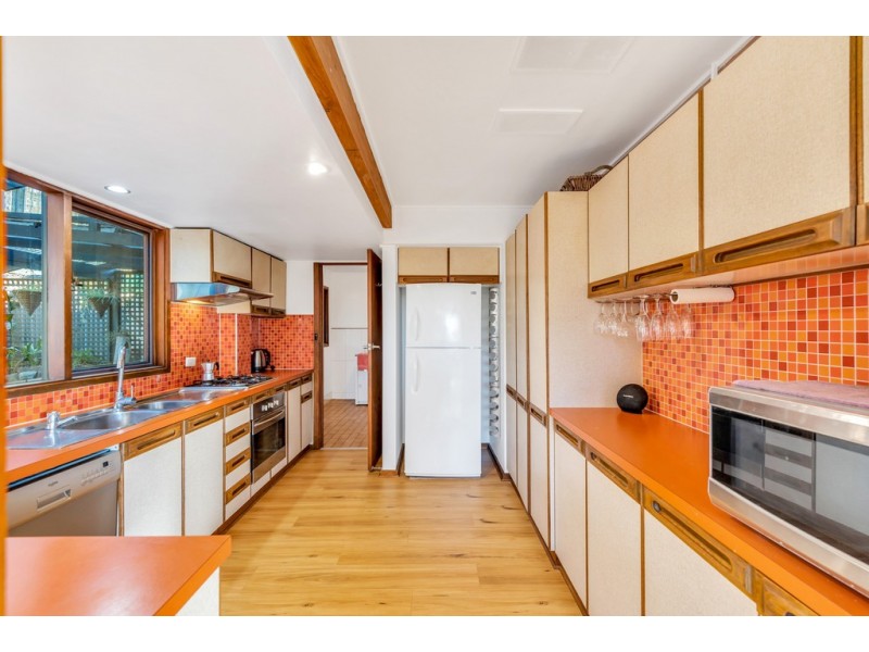 36 Fraser Avenue, Happy Valley SA 5159