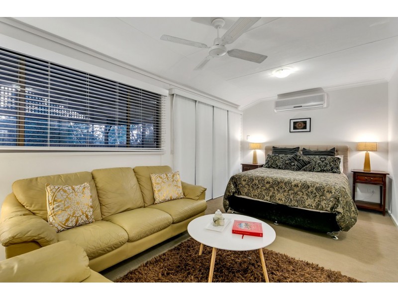 9 Rudge Close, Happy Valley SA 5159