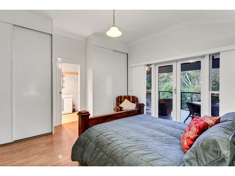 9 Rudge Close, Happy Valley SA 5159