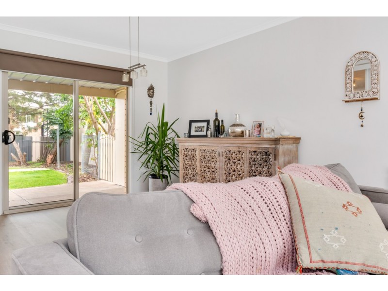 18 Dew Street, Aberfoyle Park SA 5159