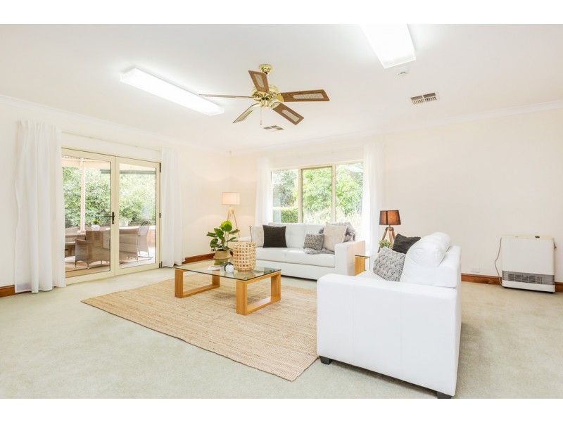 32 Meadow Avenue, Hawthorndene SA 5051