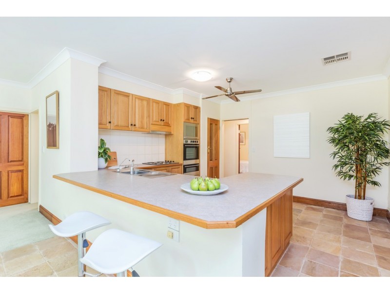 32 Meadow Avenue, Hawthorndene SA 5051