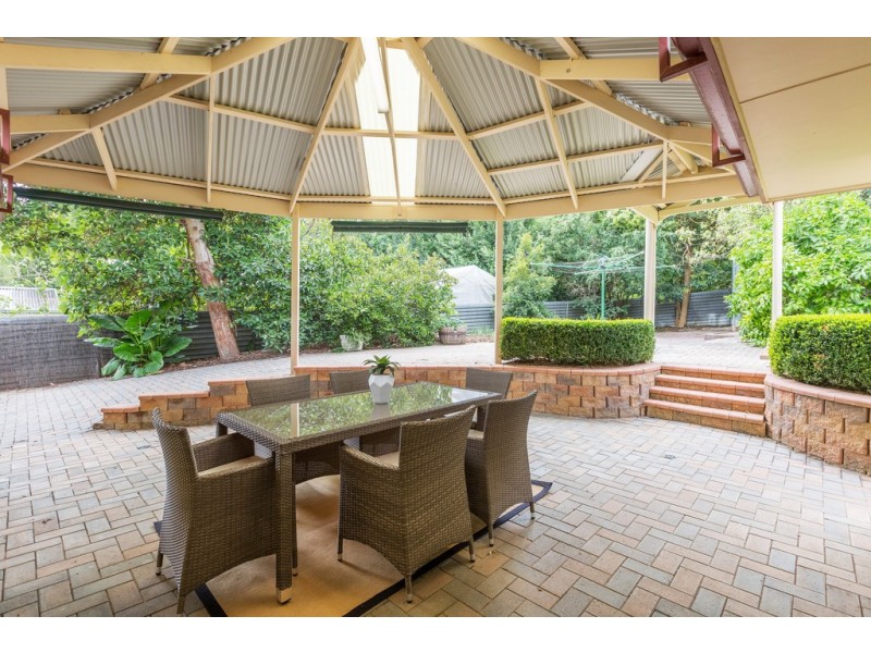 32 Meadow Avenue, Hawthorndene SA 5051