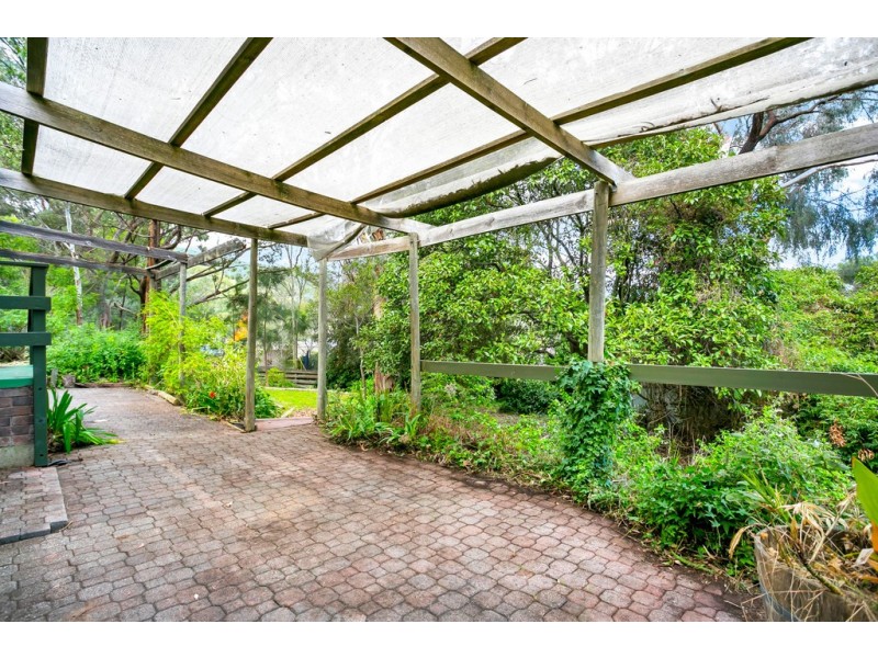 24 Hurds Hill Drive, Coromandel Valley SA 5051