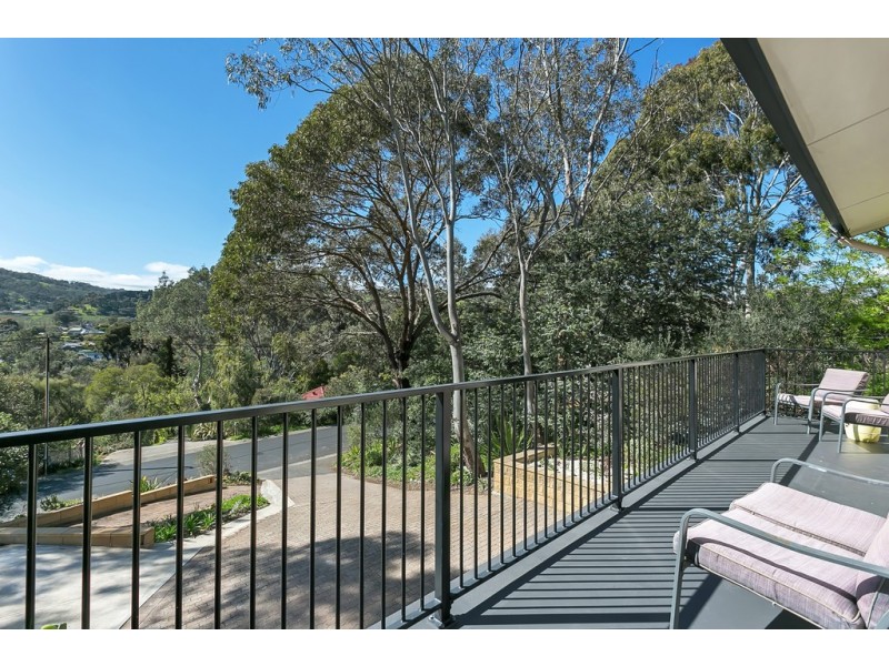 4 Jacaranda Drive, Coromandel Valley SA 5051