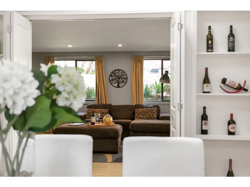 4 Jacaranda Drive, Coromandel Valley SA 5051