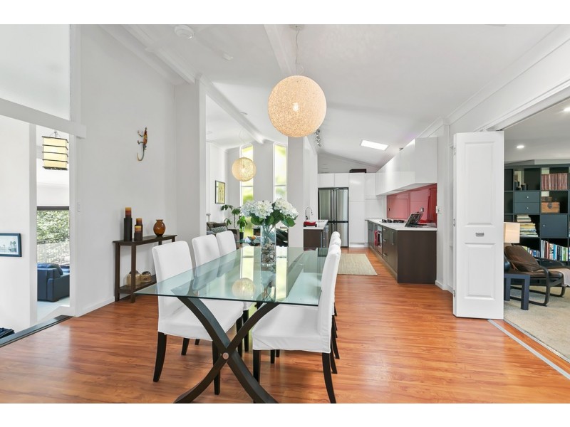 4 Jacaranda Drive, Coromandel Valley SA 5051