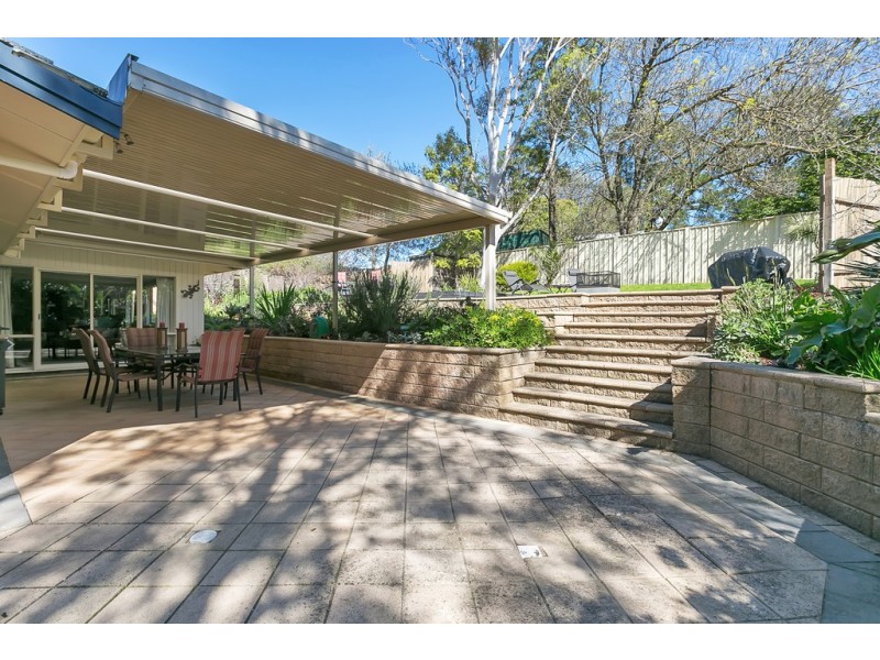 4 Jacaranda Drive, Coromandel Valley SA 5051