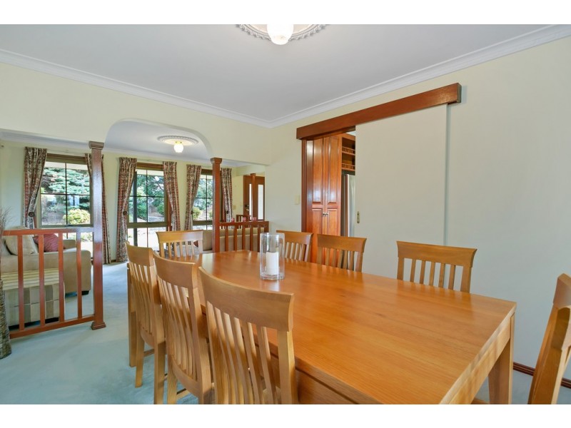 33 Greenfield Rise, Aberfoyle Park SA 5159