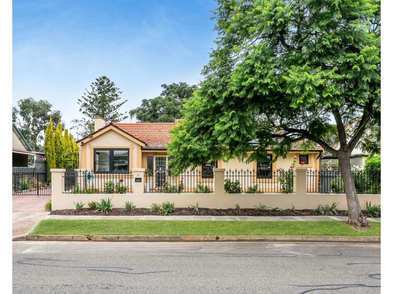 4 Heathcote Street, Marion SA 5043
