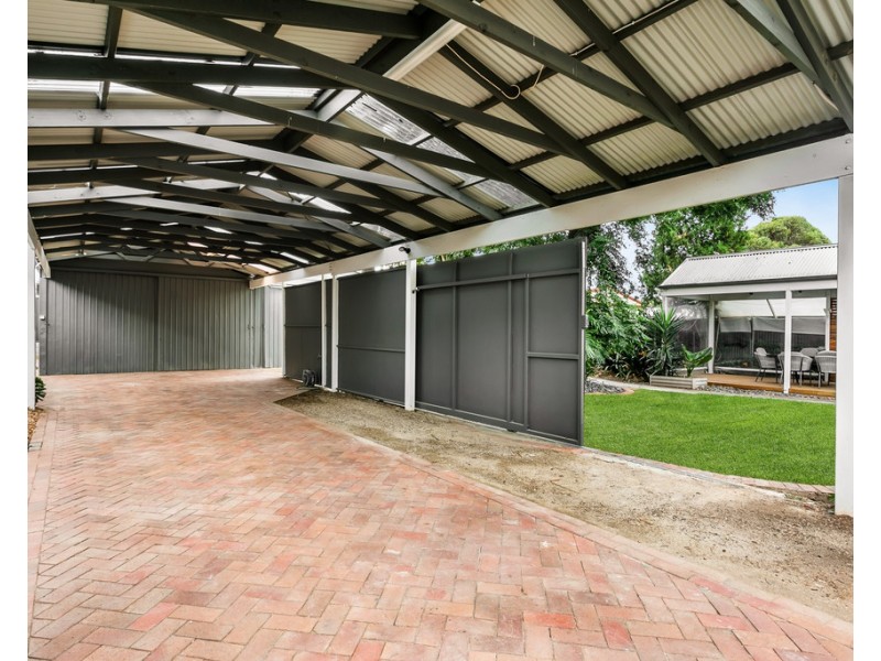 4 Heathcote Street, Marion SA 5043
