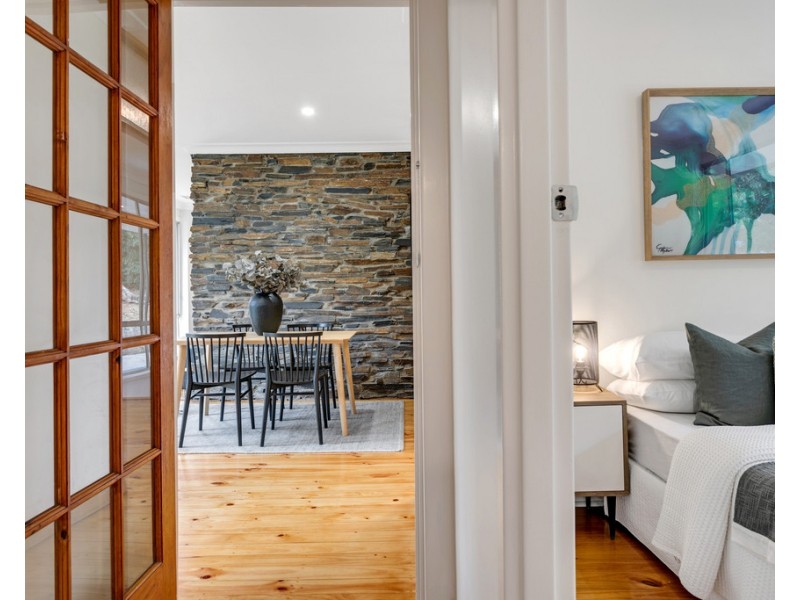 17 Boronia Avenue, Coromandel Valley SA 5051