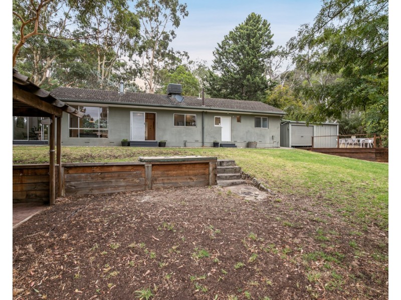 17 Boronia Avenue, Coromandel Valley SA 5051