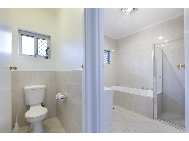 33 Glenwood Drive, Bellevue Heights SA 5050