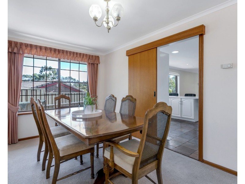 3 Barbara Crescent, Coromandel Valley SA 5051