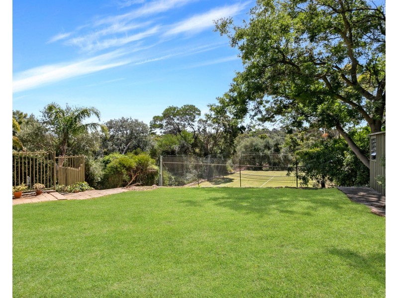 3 Barbara Crescent, Coromandel Valley SA 5051