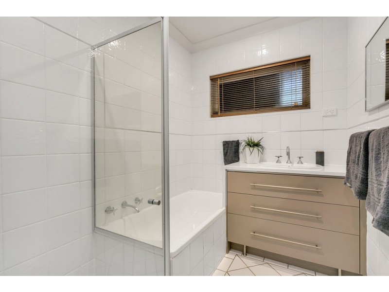 6 Catharina Street, Flagstaff Hill SA 5159