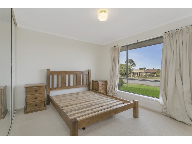 28 Fairhill Street, Hallett Cove SA 5158