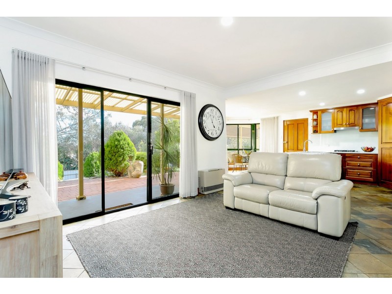 47 Coachwood Drive, Aberfoyle Park SA 5159