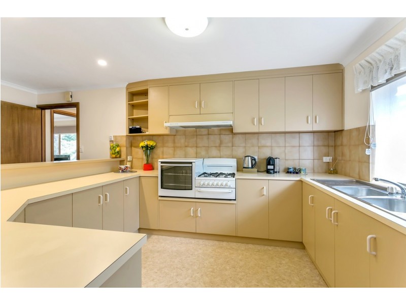 12 Fig Tree Lane, Aberfoyle Park SA 5159