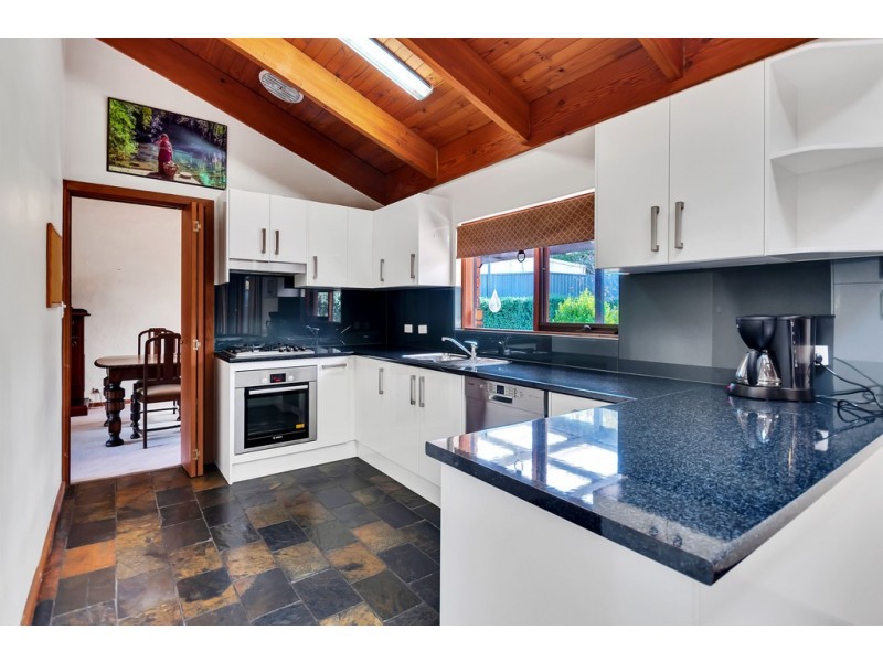 6 Memford Way, Flagstaff Hill SA 5159