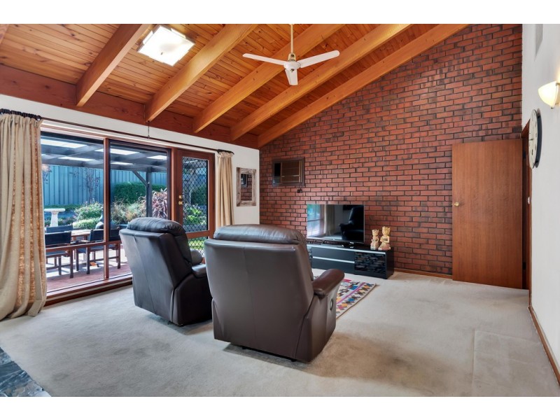 6 Memford Way, Flagstaff Hill SA 5159