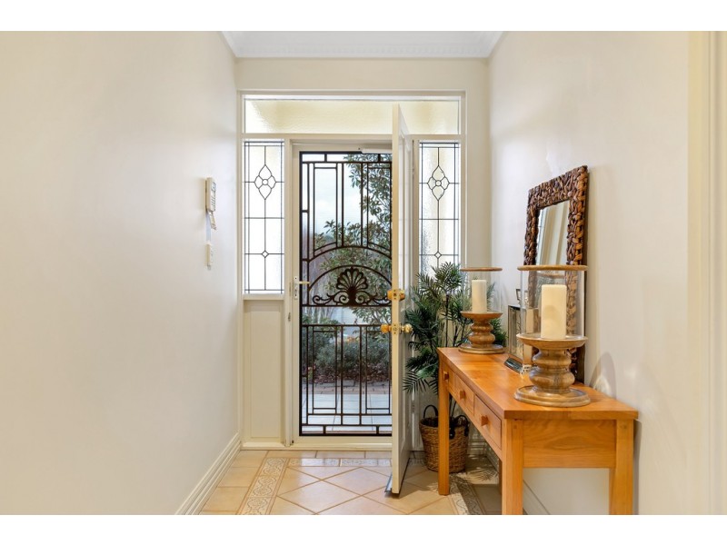 62 Sandalwood Crescent, Flagstaff Hill SA 5159