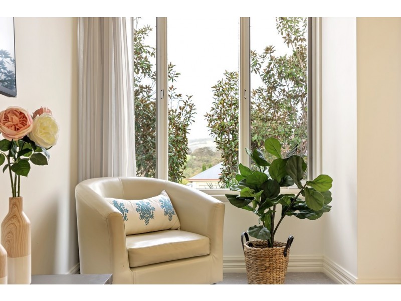 62 Sandalwood Crescent, Flagstaff Hill SA 5159