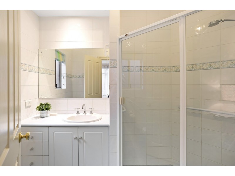 62 Sandalwood Crescent, Flagstaff Hill SA 5159