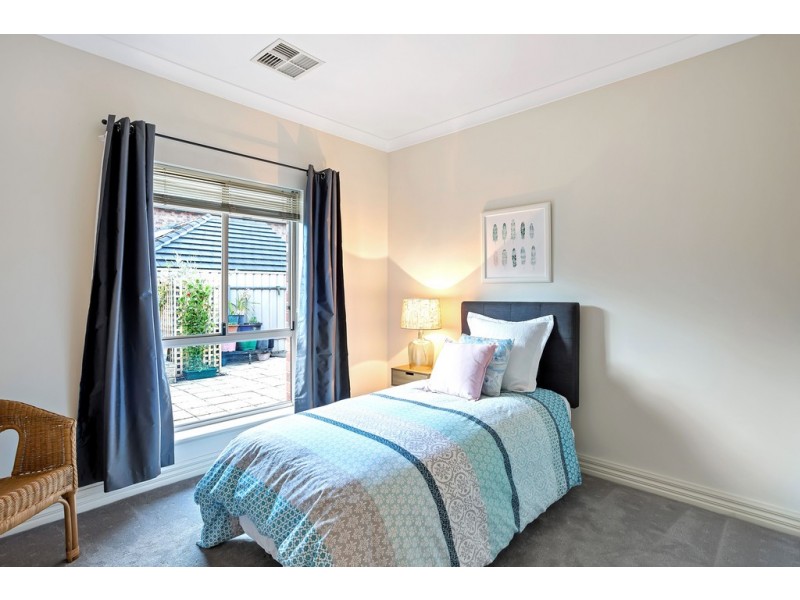 62 Sandalwood Crescent, Flagstaff Hill SA 5159