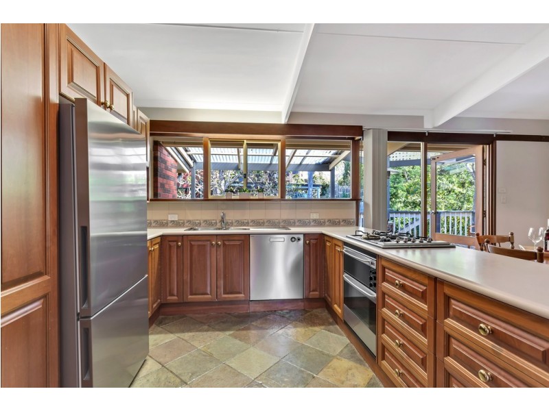 5 Gorelon Drive, Flagstaff Hill SA 5159