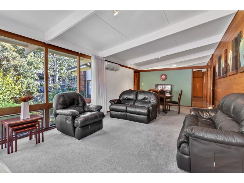 5 Gorelon Drive, Flagstaff Hill SA 5159