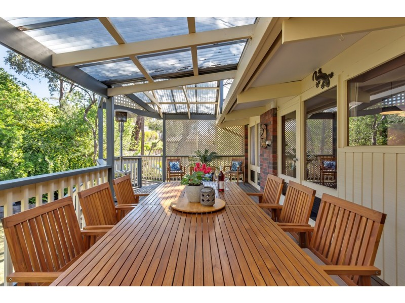5 Gorelon Drive, Flagstaff Hill SA 5159