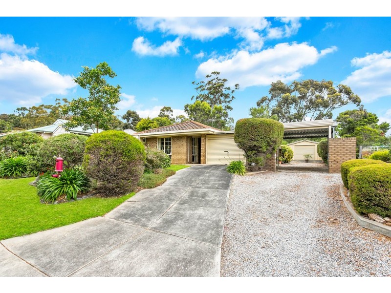 8 Maluka Drive, Happy Valley SA 5159