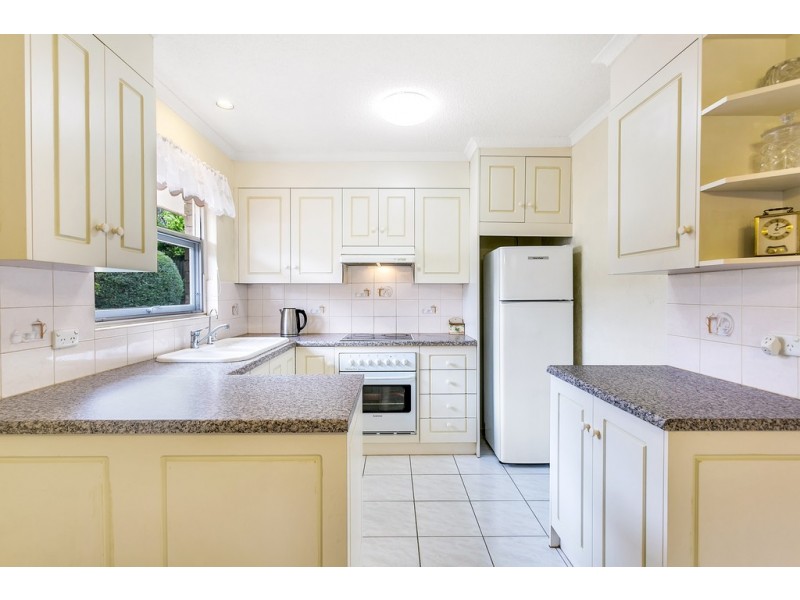 8 Maluka Drive, Happy Valley SA 5159