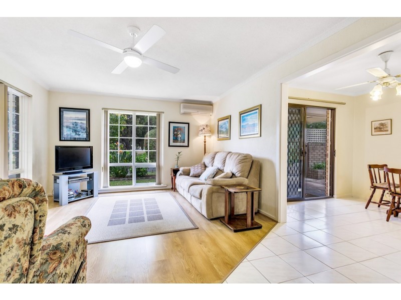 8 Maluka Drive, Happy Valley SA 5159