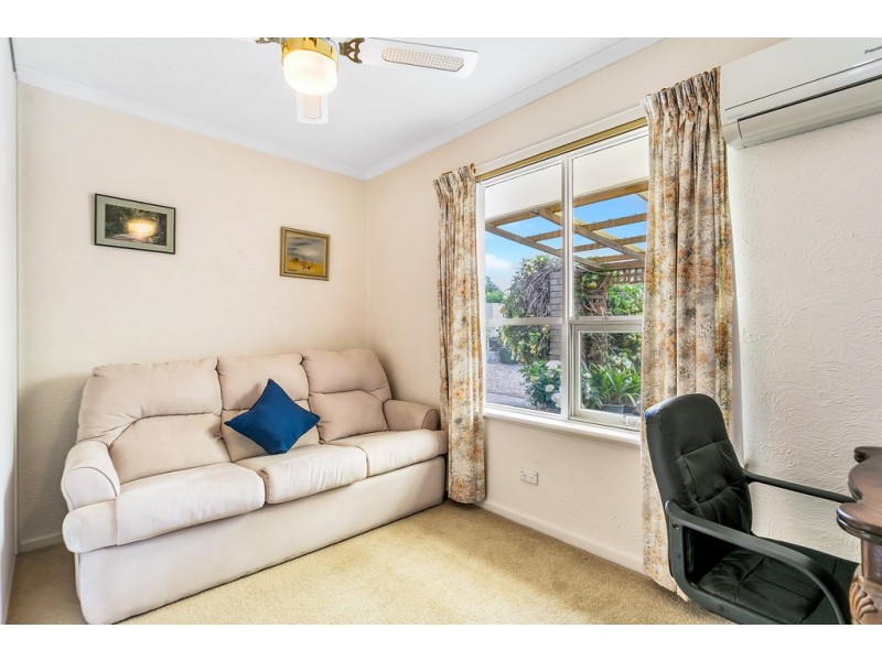 8 Maluka Drive, Happy Valley SA 5159