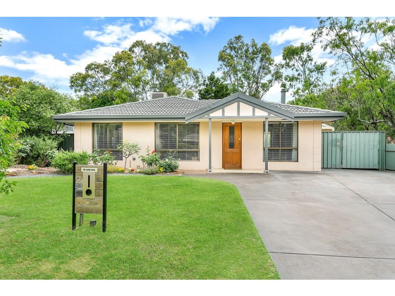 2 Deborah Road, Aberfoyle Park SA 5159
