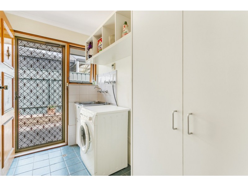 2 Deborah Road, Aberfoyle Park SA 5159