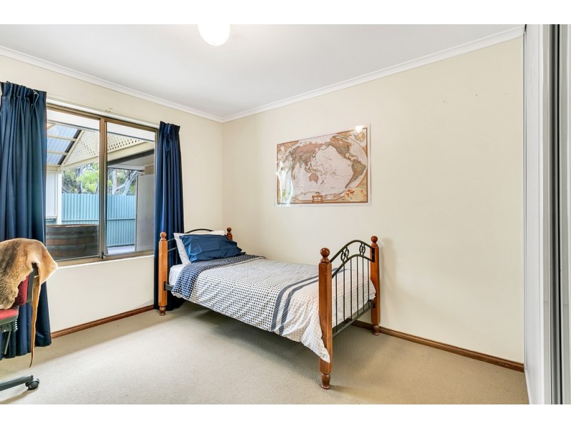 2 Deborah Road, Aberfoyle Park SA 5159