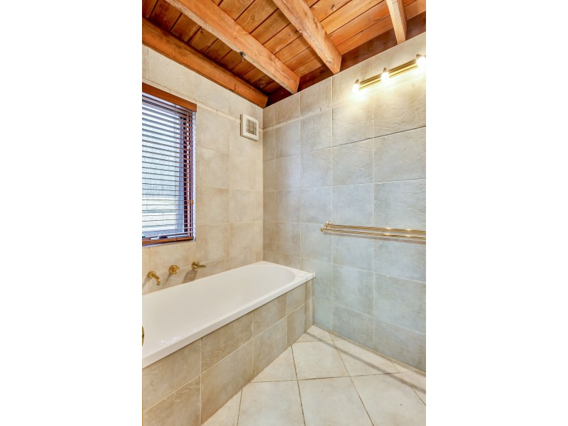 22 Barcelona Drive, Happy Valley SA 5159