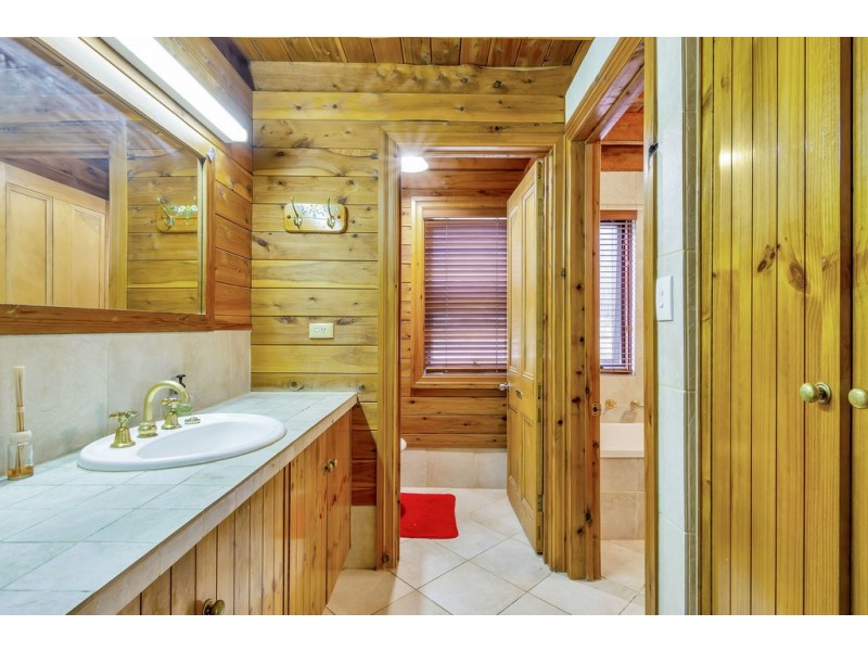 22 Barcelona Drive, Happy Valley SA 5159