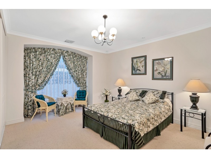 28 Ironbark Avenue, Flagstaff Hill SA 5159