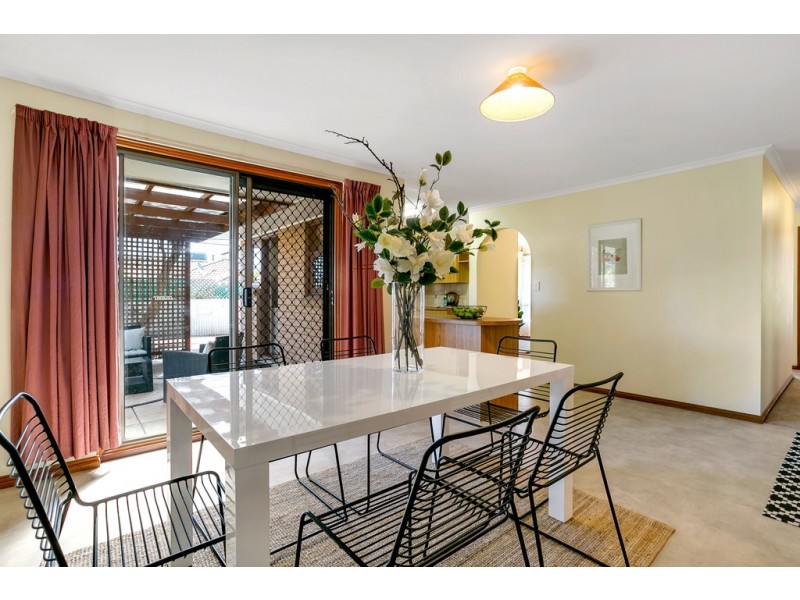 22 Paragon Avenue, Aberfoyle Park SA 5159