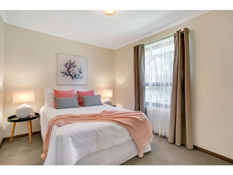 22 Paragon Avenue, Aberfoyle Park SA 5159