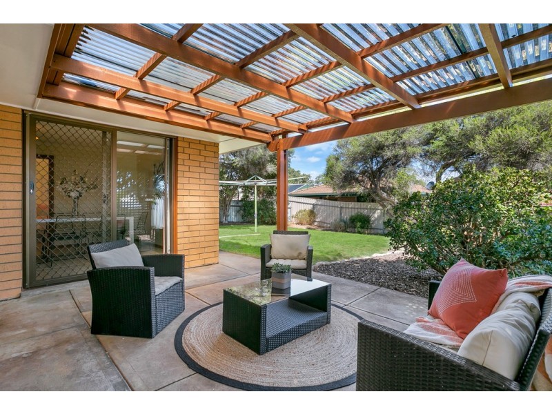 22 Paragon Avenue, Aberfoyle Park SA 5159