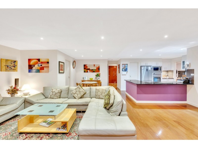 1 Malcolm Road, Flagstaff Hill SA 5159