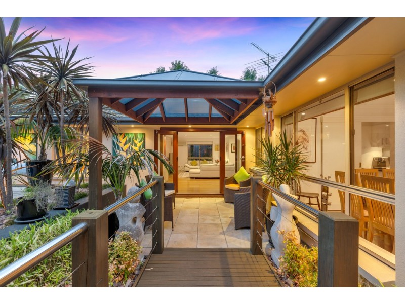 1 Malcolm Road, Flagstaff Hill SA 5159