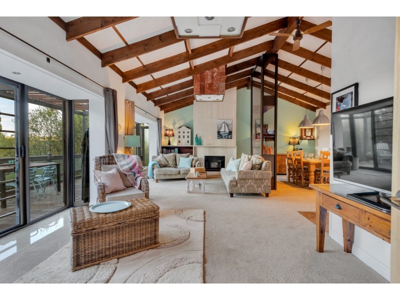 3 Vincent Boulevard, Flagstaff Hill SA 5159