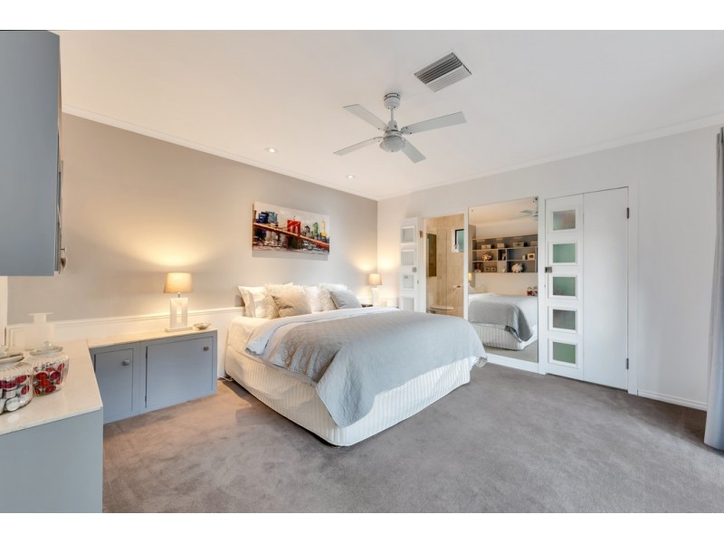 3 Vincent Boulevard, Flagstaff Hill SA 5159